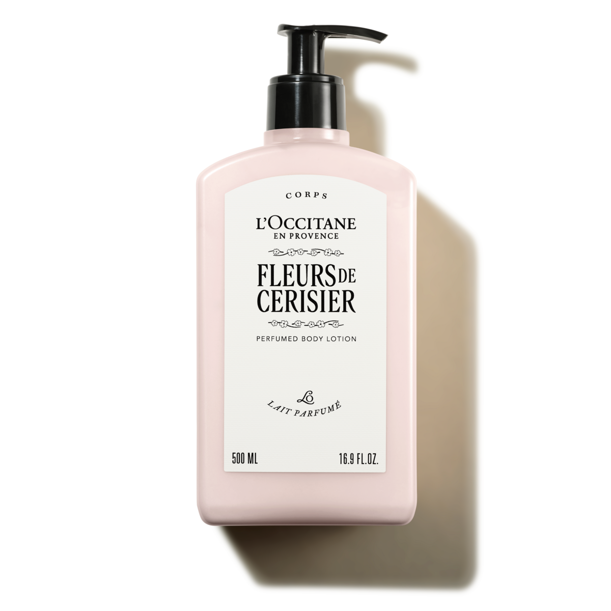 Fleurs de Cerisier ķermeņa pieniņš ar mirdzumiem